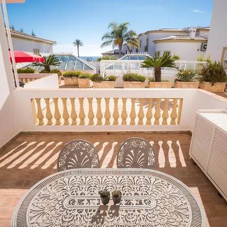 Beautiful Seaview 2 Bedroom Appartement *