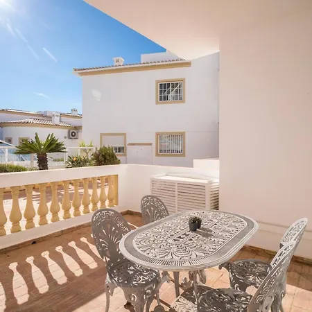 Beautiful Seaview 2 Bedroom