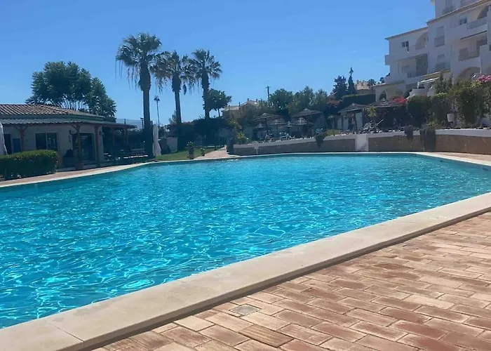 Beautiful Seaview 2 Bedroom *