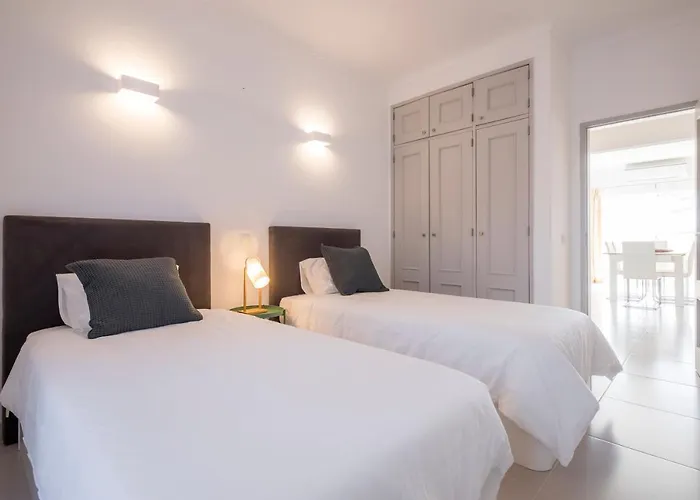 Beautiful Seaview 2 Bedroom アパート Luz