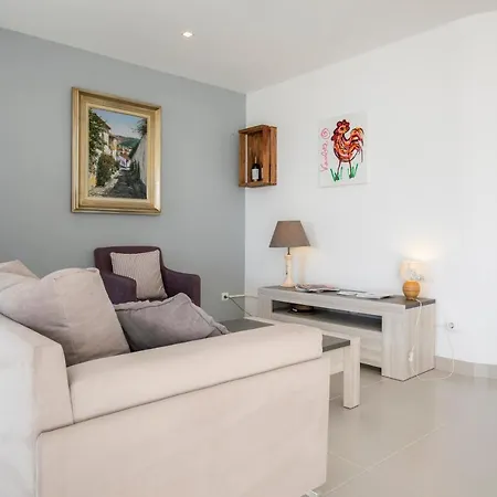 Beautiful Seaview 2 Bedroom * Luz